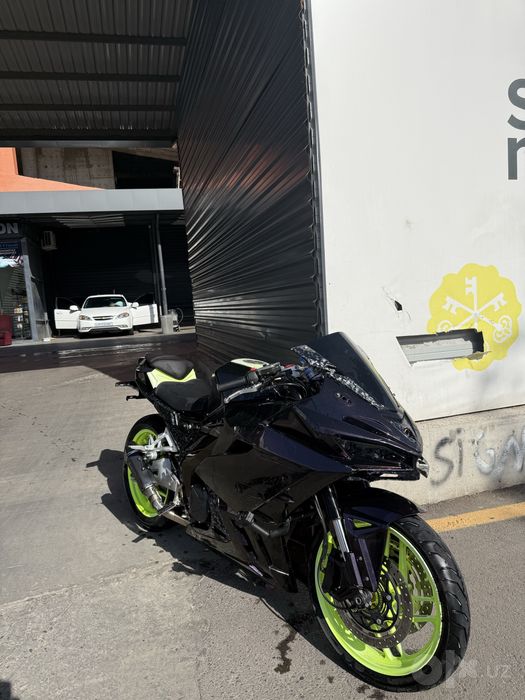Moto 400kub soni