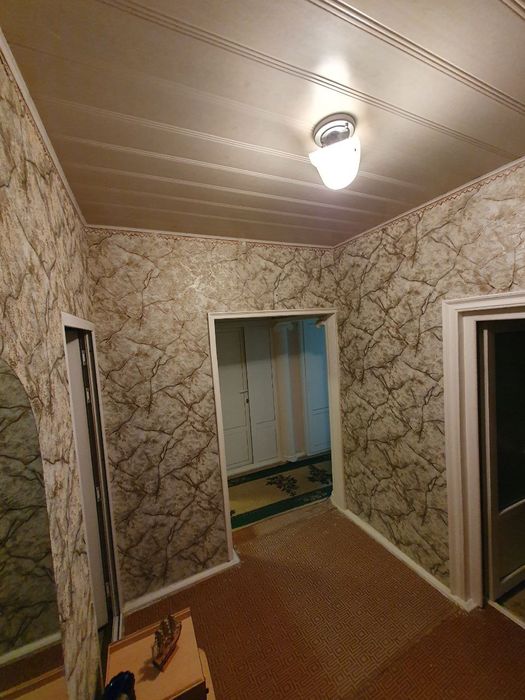 Продаётся 4 комнатная квартира..