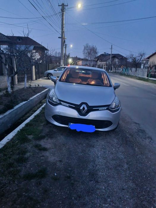 Renault clio 1,5 diesel 2015 cu 240 mi km