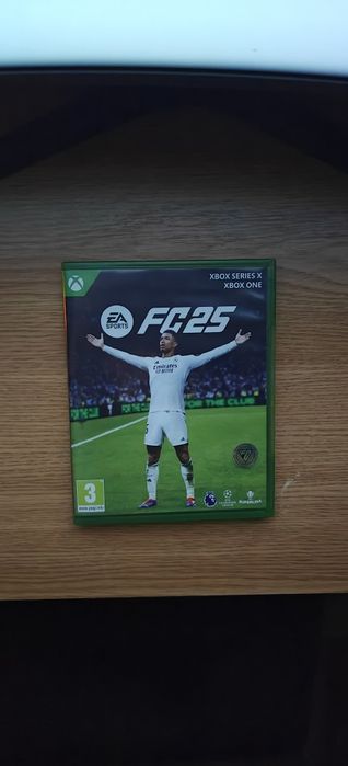 Consola jocuri Xbox One S + monitor Samsung (cititi descrierea)