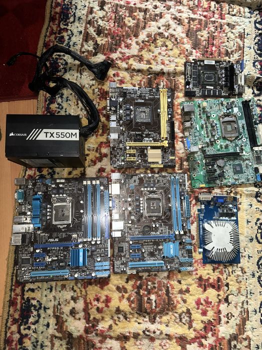 Sursă corsair 550w 80 plus gold