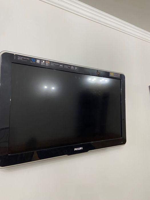 Televizor TV телевизор сотилади.Продается телевизор Philips