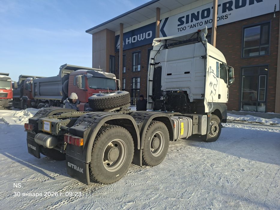 Тягач ситрак SITRAK