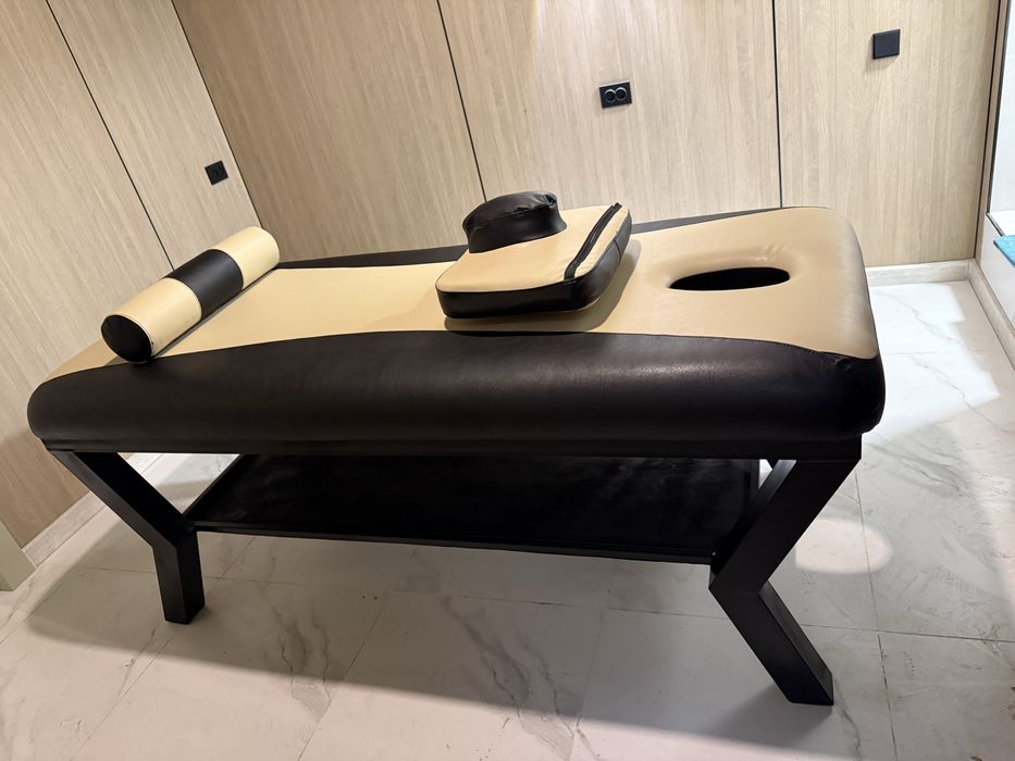 Кушетка модель Tesla для массажа, массажный стол для спа салонов