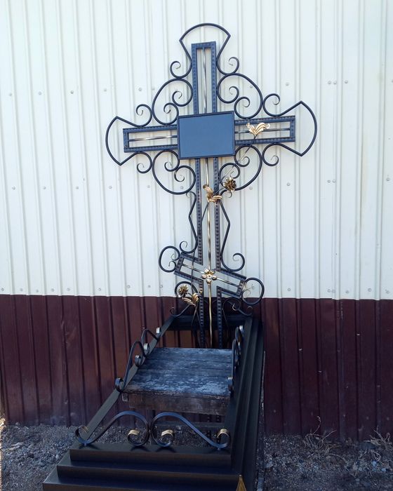 Оградки кресты  цветники