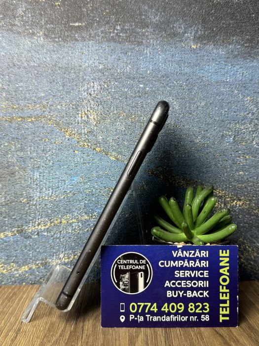 Iphone 11/64gb/2 Ani Garantie Centrul de Telefoane/rate