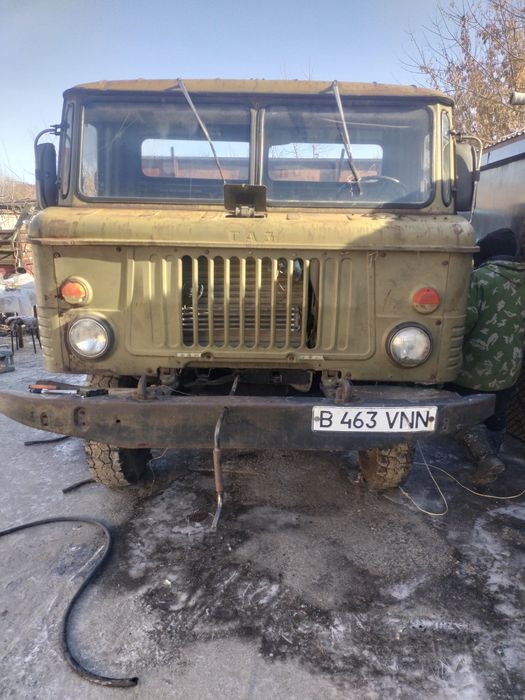 Газ 66 на ходу самосвал