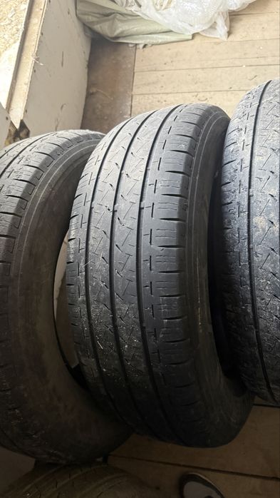 Продам летние шины на хайс, 235/65/16С