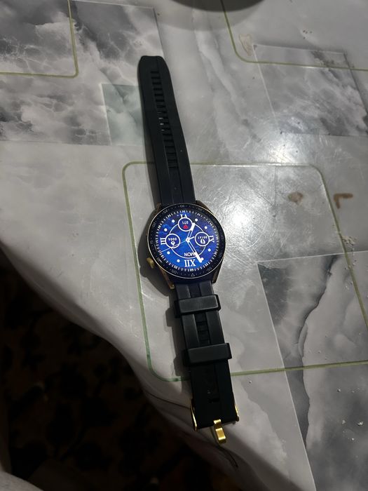 Продам смарт часы нвый