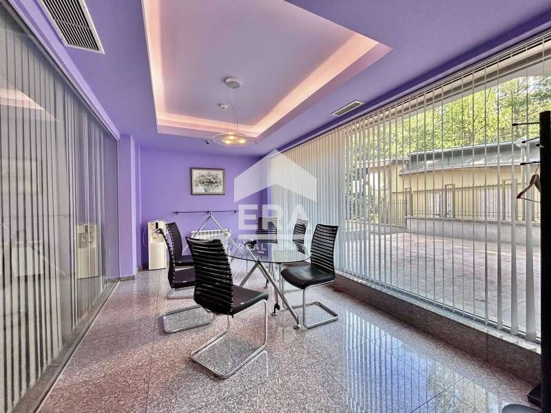 Дава се под наем Офис в София, Център - 210 кв.м за 2900 € - Снимка #6