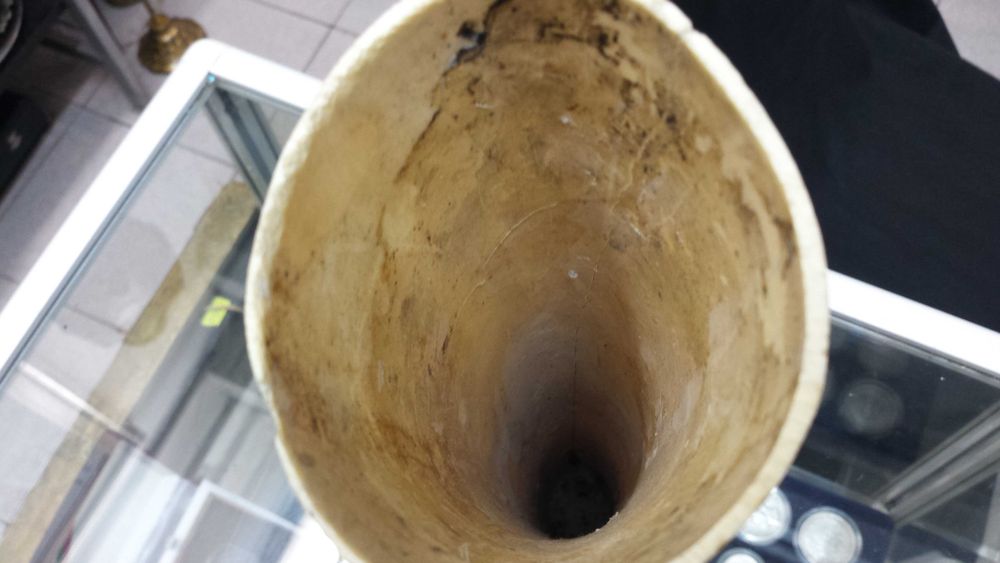 Стара Ваза от Слонова Кост 997 грама