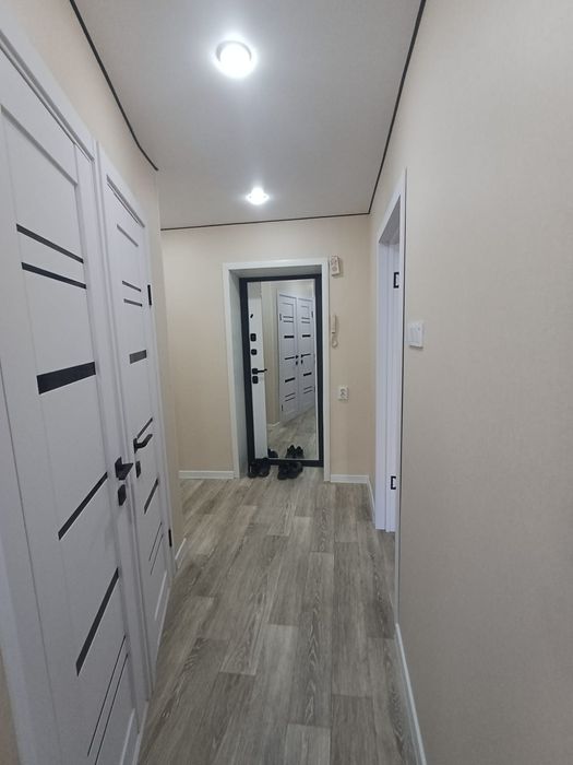 Продам 2 ух комн кв в центре,район Айсберга