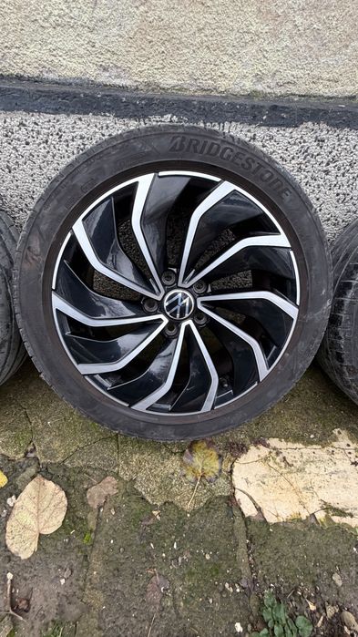 Оригинални джанти за VW Голф 8