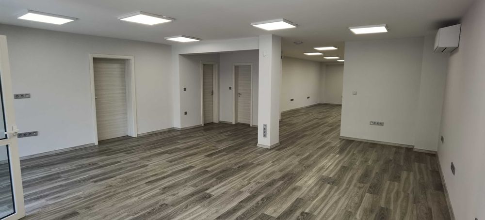 Дава се под наем Офис в Пловдив, Център - 130 кв.м за 1581 € - Снимка #6