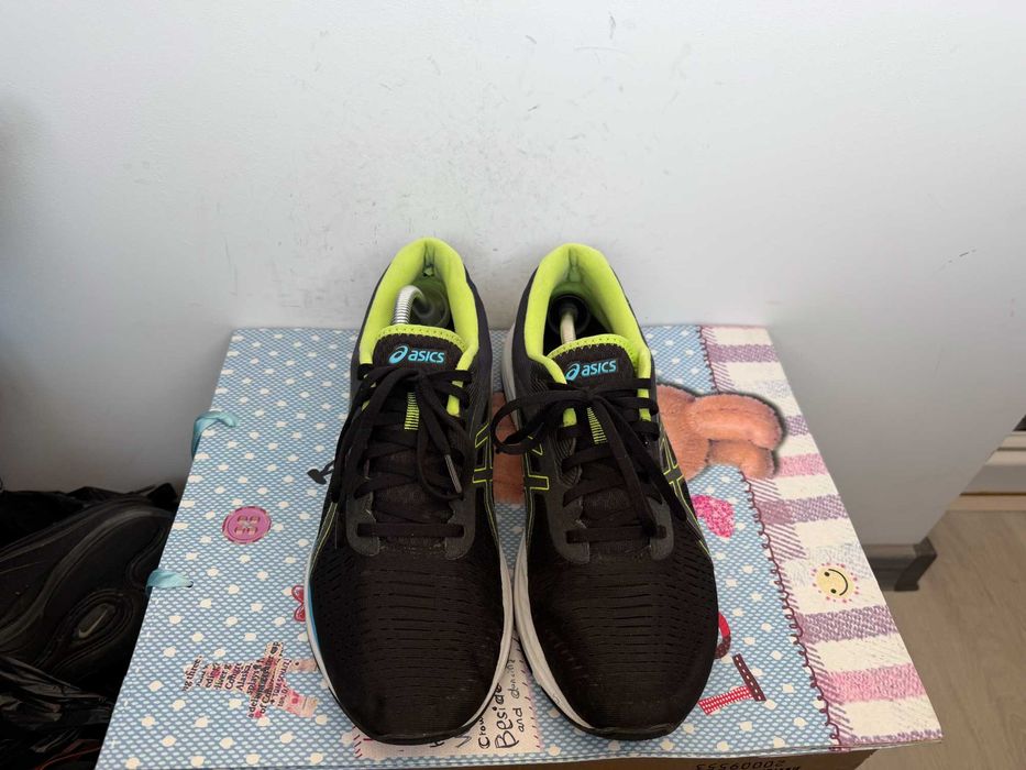 Asics Gel-Pulse 12''оригинални маратонки 44.5 номер