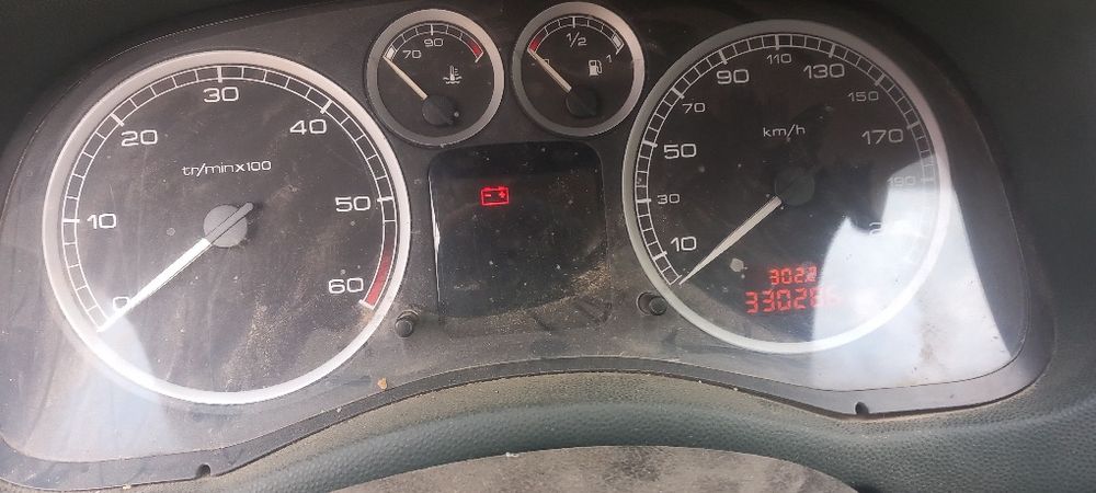 Vând Peugeot 307 sw