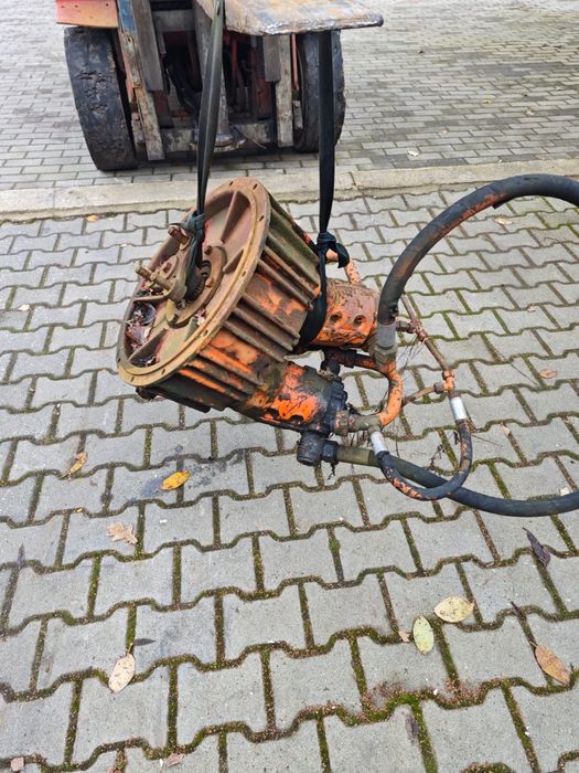 Двигатель экскаватор