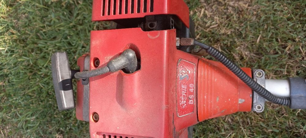 Vînd sau schimb cu anumite scule