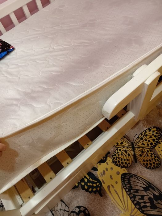 Продам кроватку детскую