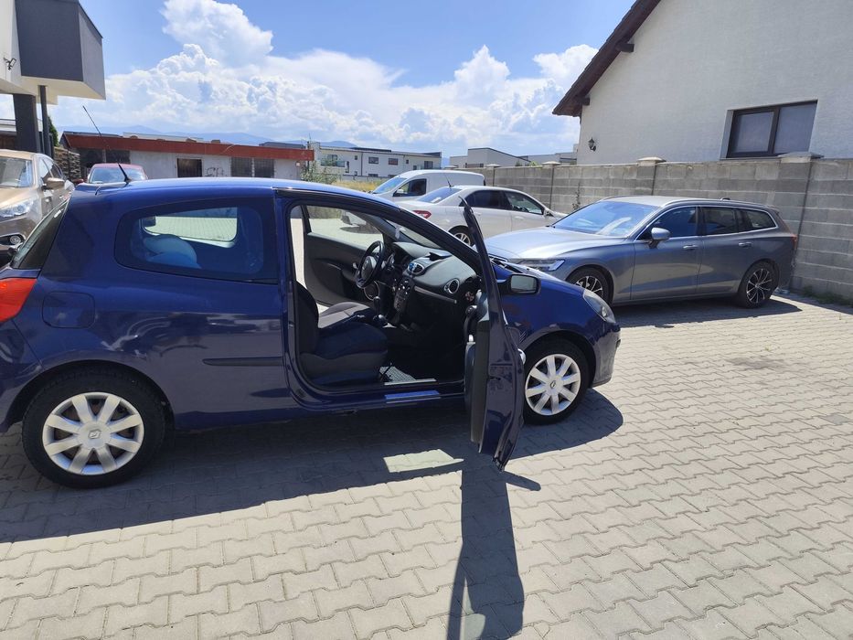 Renault Clio 3 cutie automată