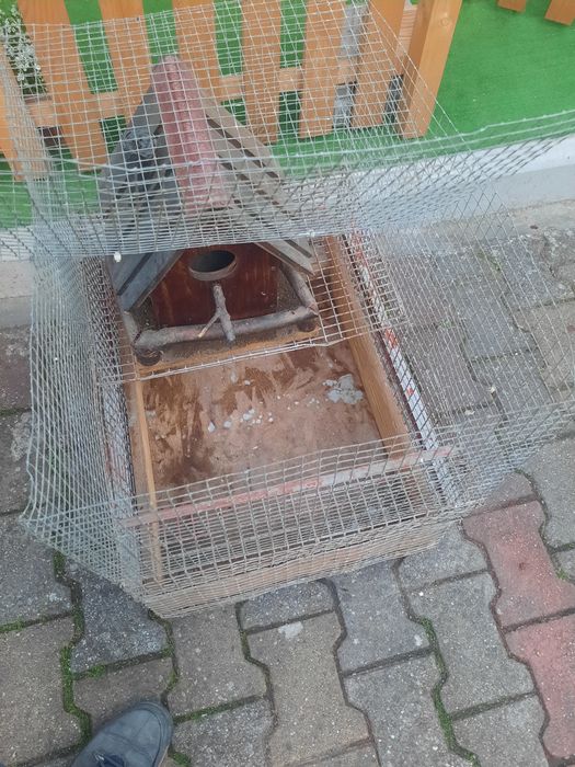 Cusca  animale mici (veverite,porcusori,etc)