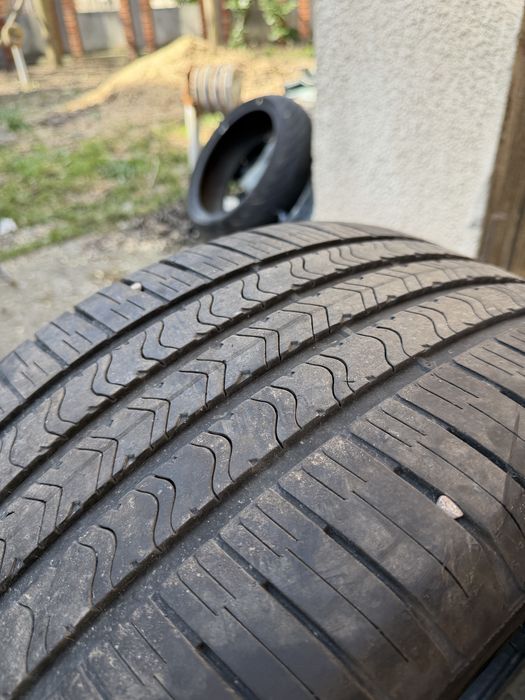 Всесезонни гуми Goodyear 285/40/20 Цената е за 2 броя