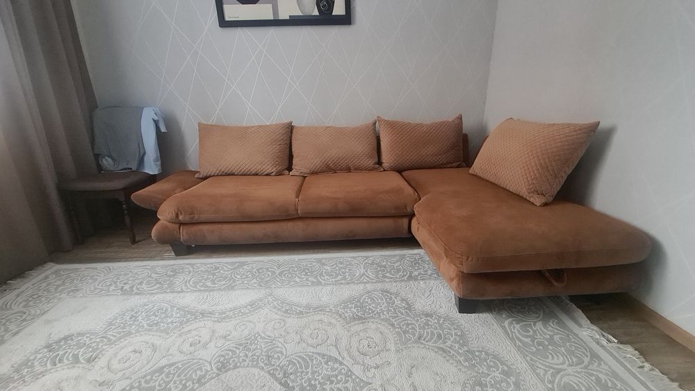 Продам угловой диван