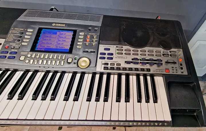 orga yamaha psr 9000 - un instrument complex la un pret redus .