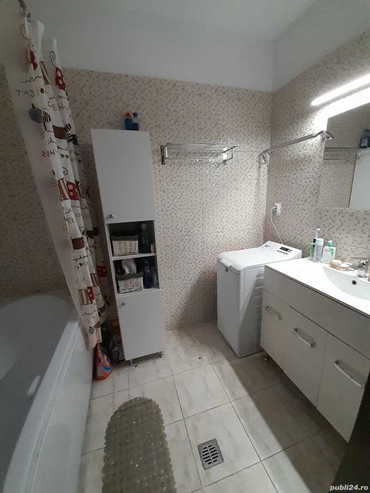 Schimb (vând) apartament 4 camere Rm. Vâlcea cu București