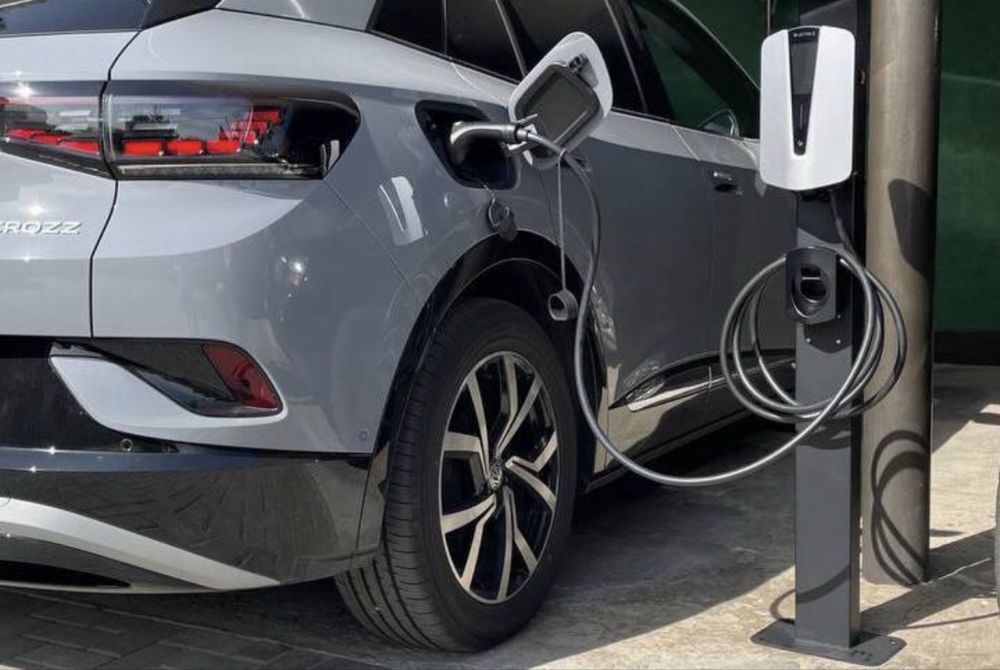 Зарядная станция для электромобиля