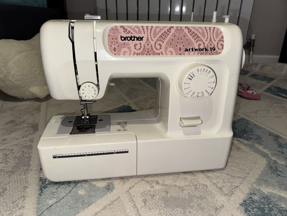 Швейная машина Brother Artwork 19