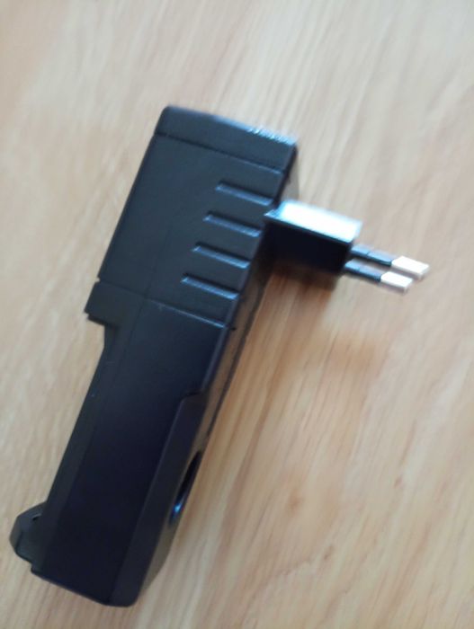 Зарядно за батерии / Battery charger Bilora 589-23