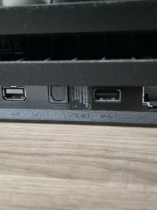 Playstation 4 Pro 1TB