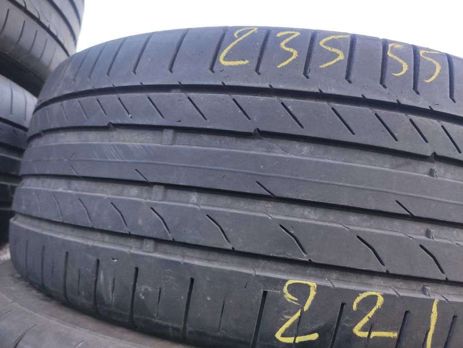 4бр Летни гуми 235 55 18 - Continental