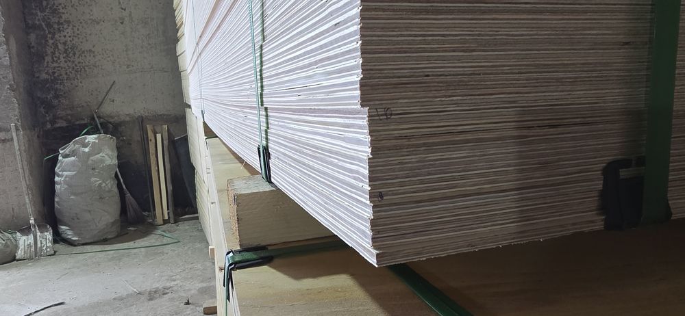 Продам фанеру 12мм береза