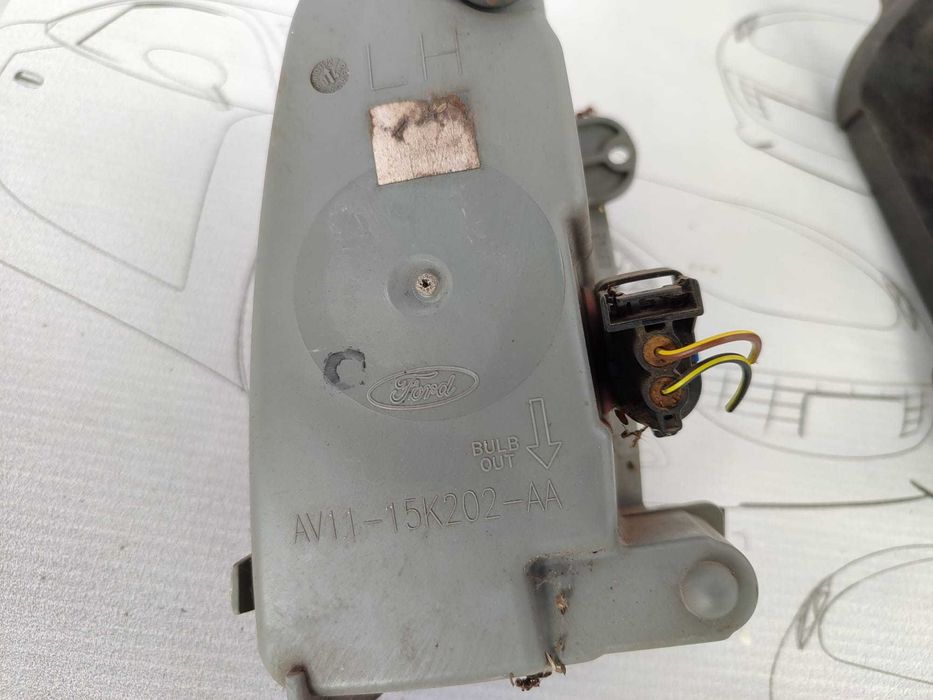Proiector Ceata Stanga cu Suport Bara / Halogen Ford B-Max Minivan 2012–2017 / Cod OEM AV11-15267-AB (5D2)