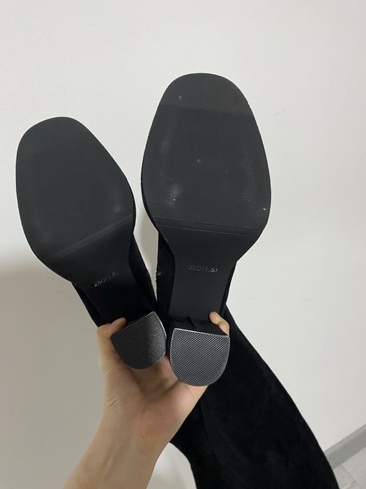 женские сапоги на каблуках