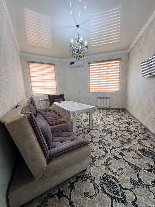 Урганч шахар марказида (Гипермаркет ёнида) 2-хонали квартира ижарага б