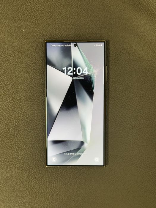 Продавам перфектен Samsung S24 ULTRA