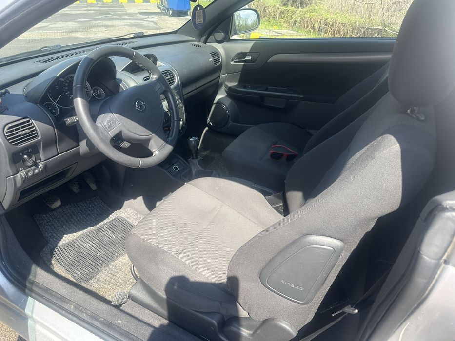 Opel Tigra TwinTop 1.4 16V (90 hp)