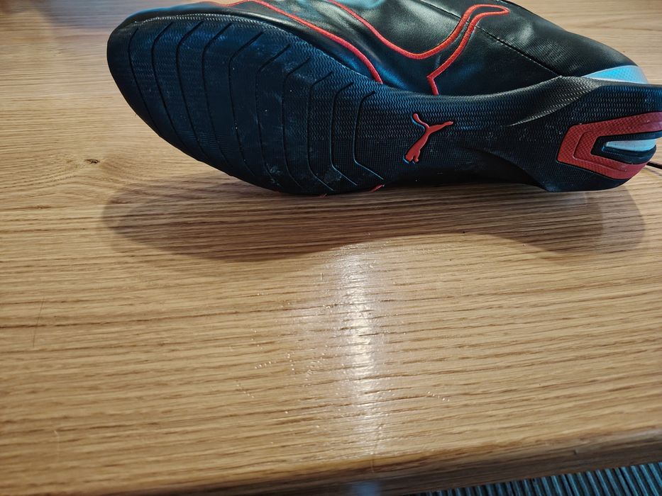 Adidași puma aproape noi