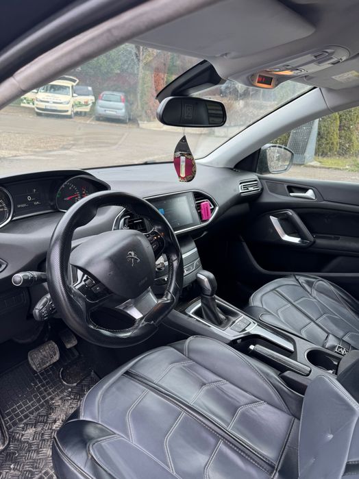 Продавам пежо 308