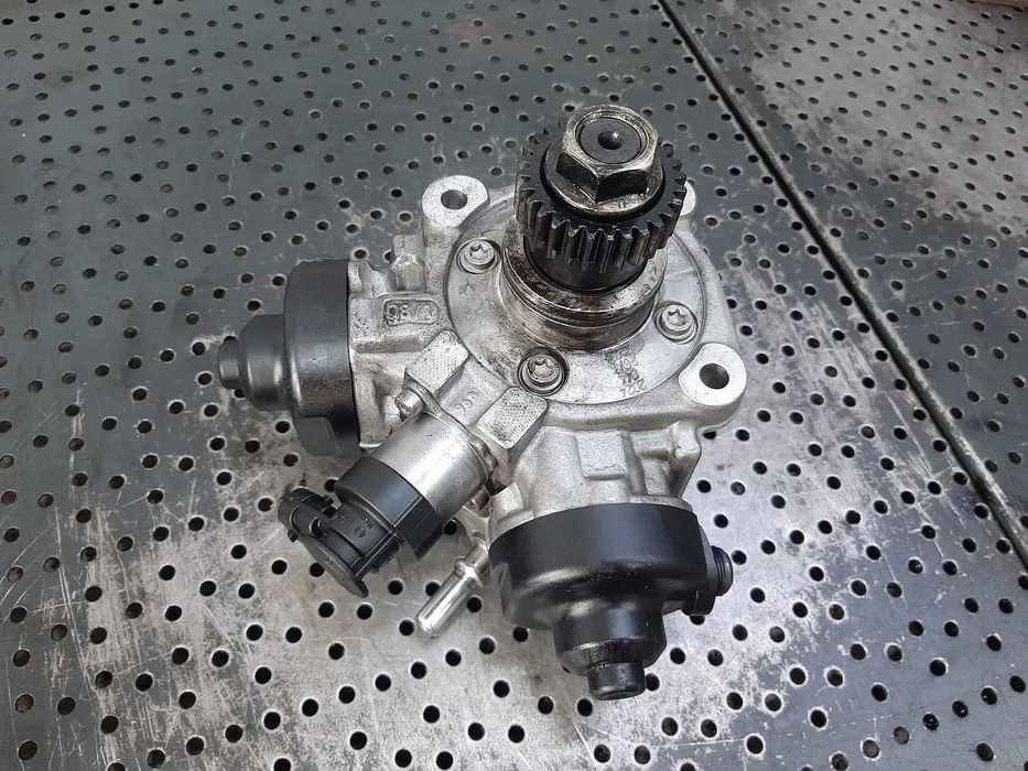 pompa inalta  3.0 crd vm44d jeep grand cherokee 4 wk wk2 2012  0445012013  35022151f