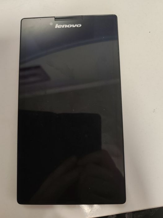 Продавам таблет lenovo tab 2 a7-30dc