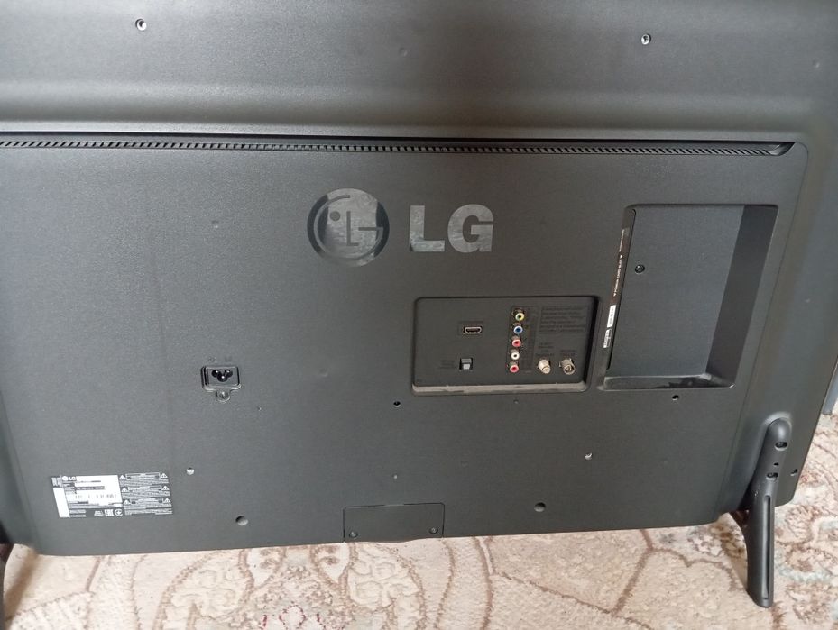 Продается Телевизор LG