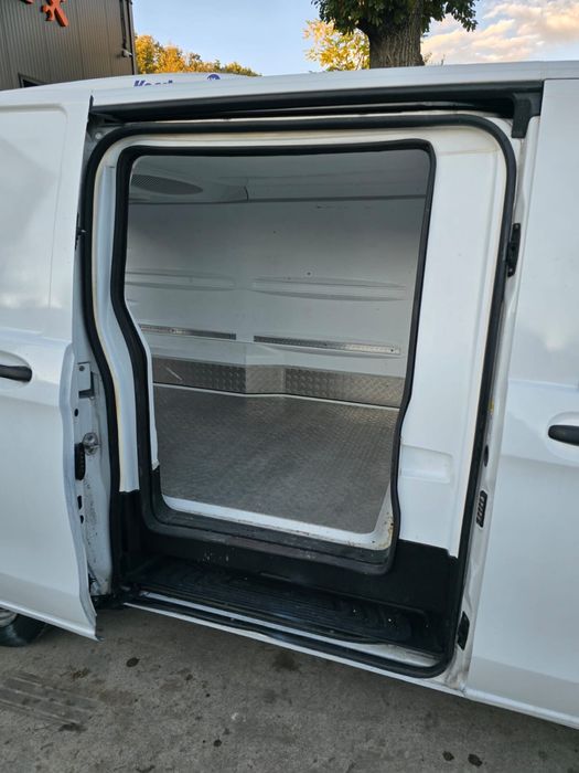 Mercedes benz vito frigorific