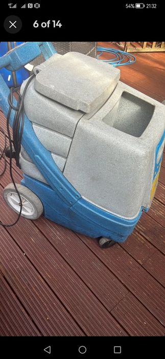 Професионална екстракторна машина за пране на килими и мека мебел