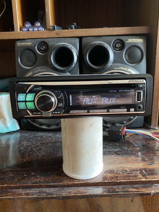ALPINE CDE-112Ri - ЦВЕТОВЕ - КАЧЕСТВЕН МОДЕЛ - USB, AUX, CD mp3 плеър за кола сд авто радио