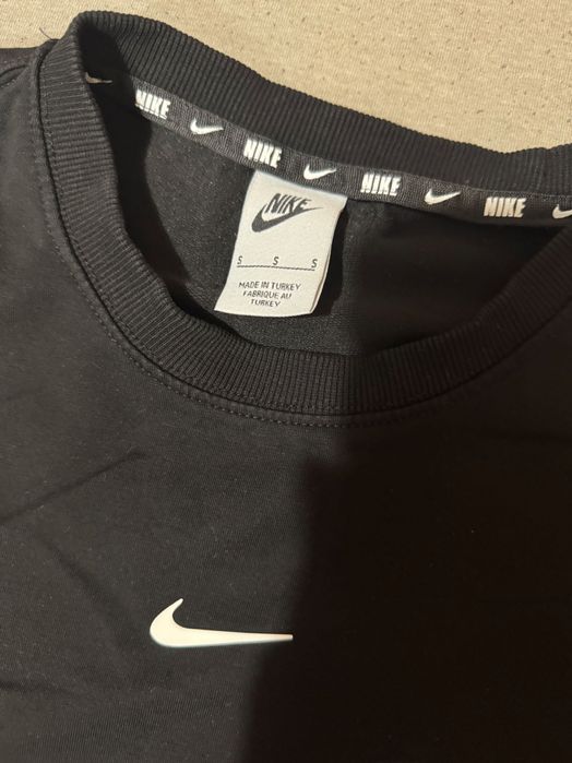 Дамски дрехи найк