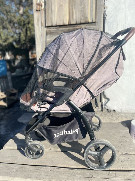 Коляска очень удобная